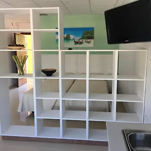 https://apartamento-carmen-teresa.hotelsinnerja.org