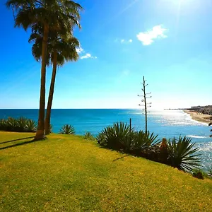 https://magical-sea-view-studio.1costadelsol.com